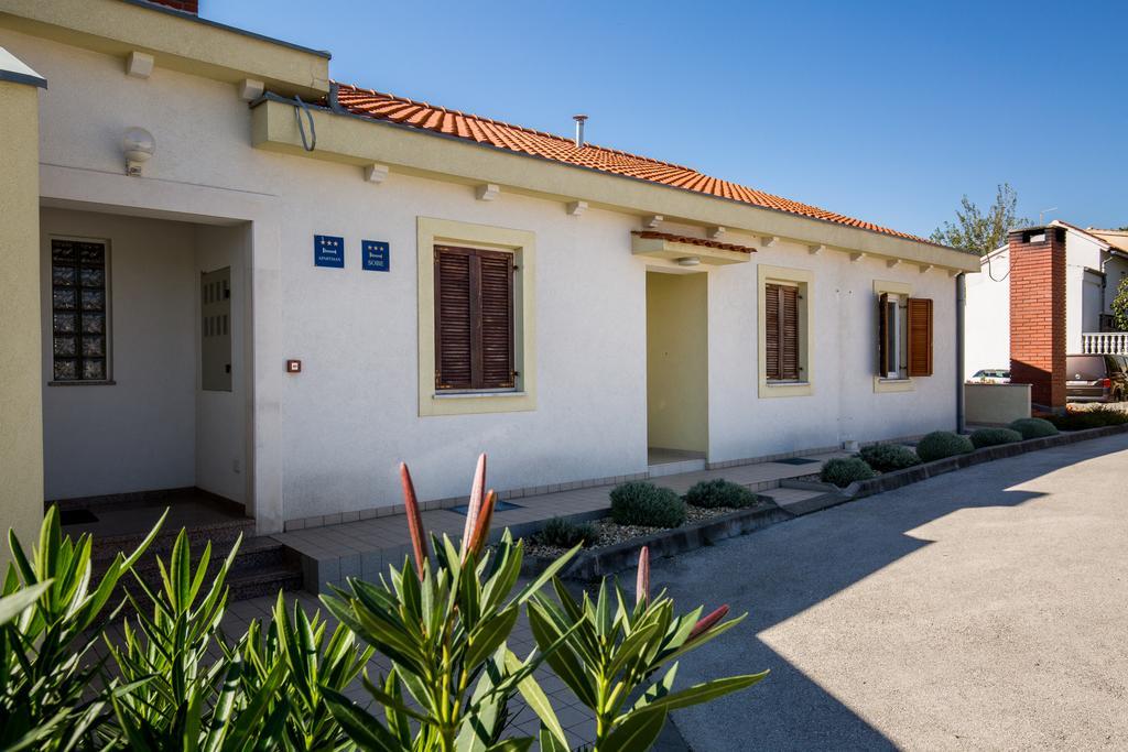 Apartments Duje Ribnica Obrovac Extérieur photo