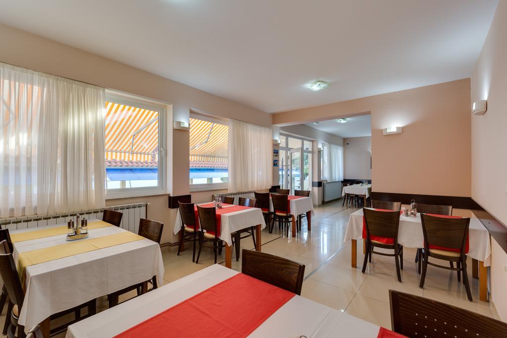 Apartments Duje Ribnica Obrovac Extérieur photo
